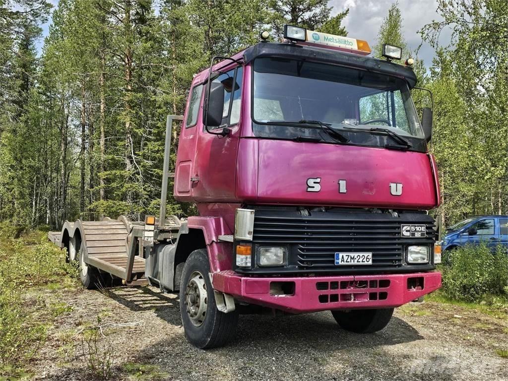 Sisu SM 510 6x2 Nákladní automobily pro přepravu lesních strojů