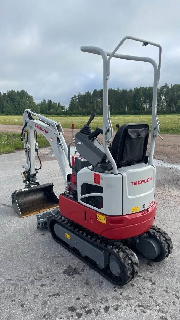 Takeuchi TB210R Mini rýpadla < 7t