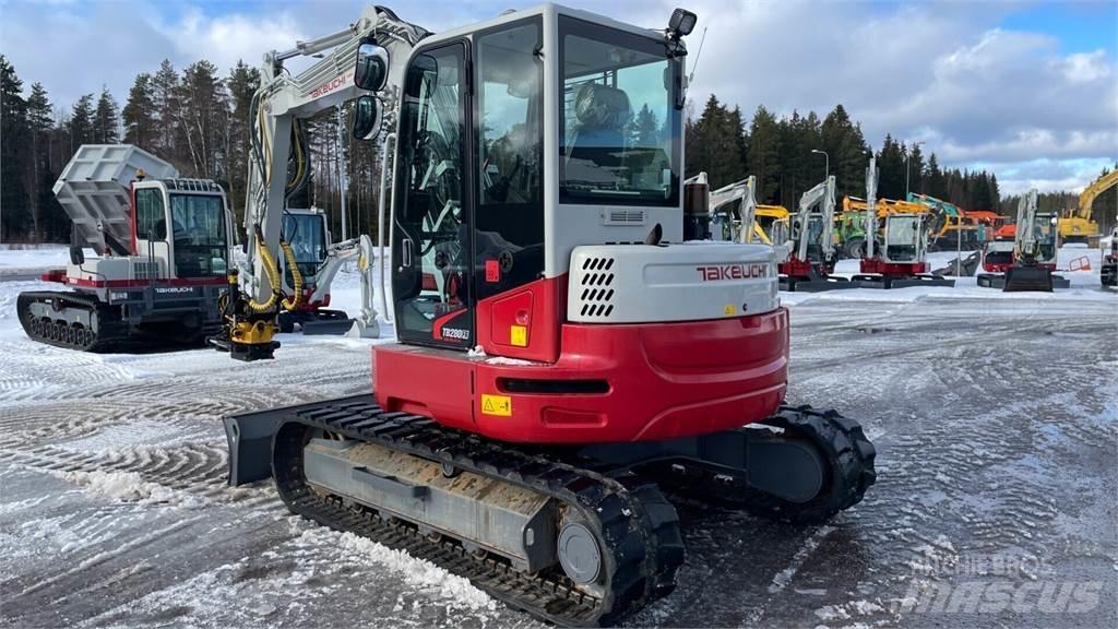 Takeuchi TB280FR Midi rýpadla 7t - 12t