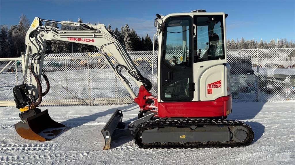 Takeuchi TB335R Mini rýpadla < 7t