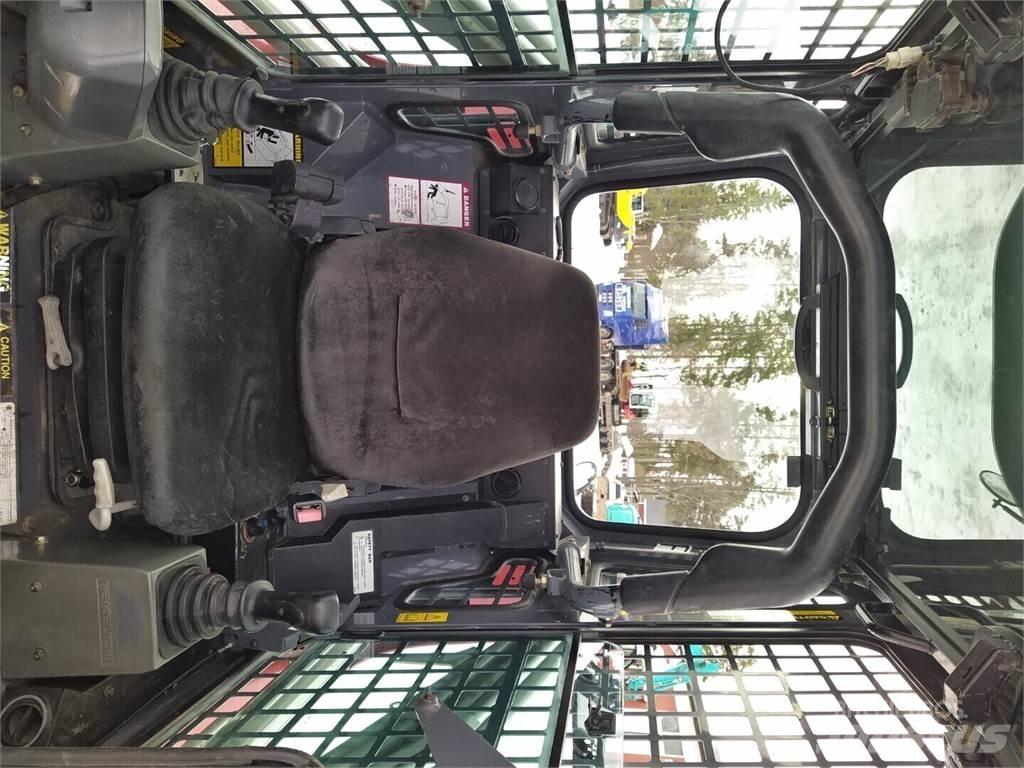 Takeuchi TL130 Smykem řízené nakladače