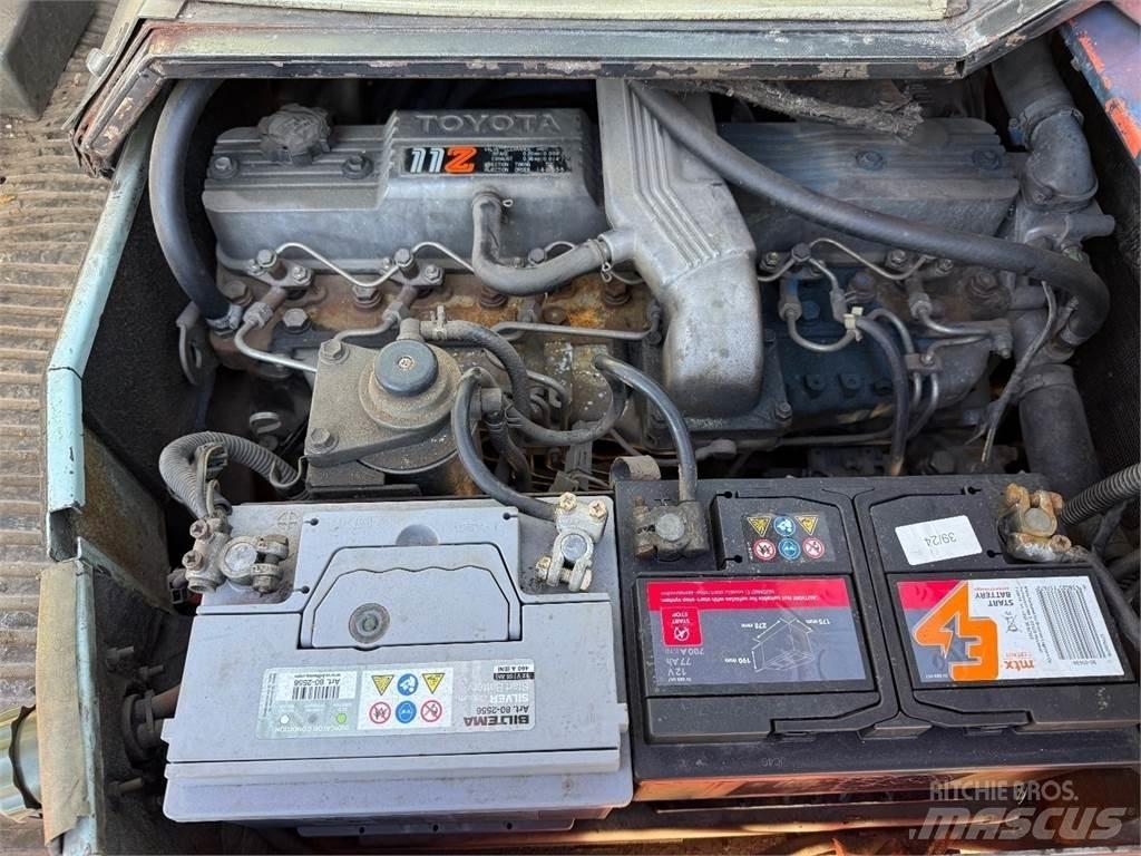 Toyota 02-5 FD35 Dieselové vozíky