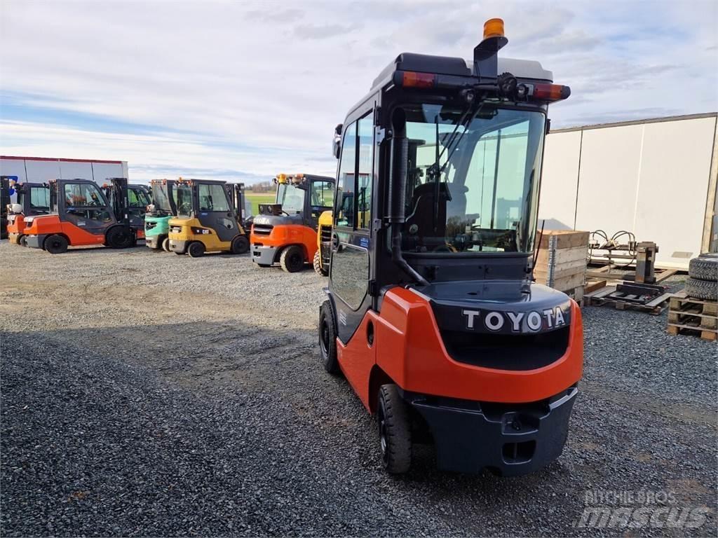 Toyota 52-8FDF25 Dieselové vozíky