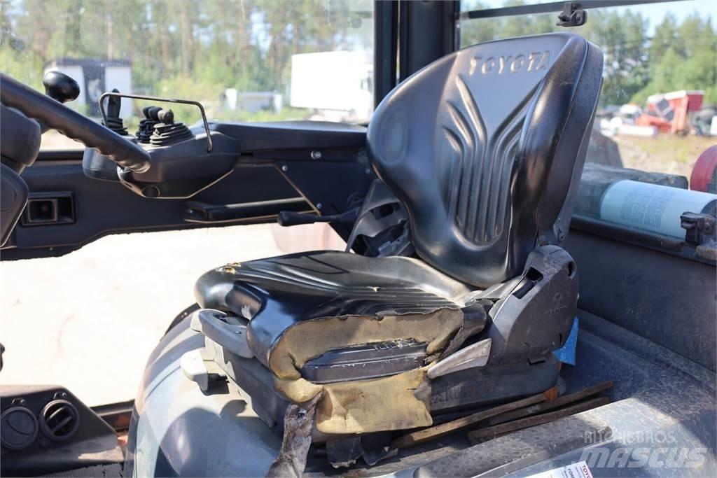 Toyota 7FD40 Dieselové vozíky