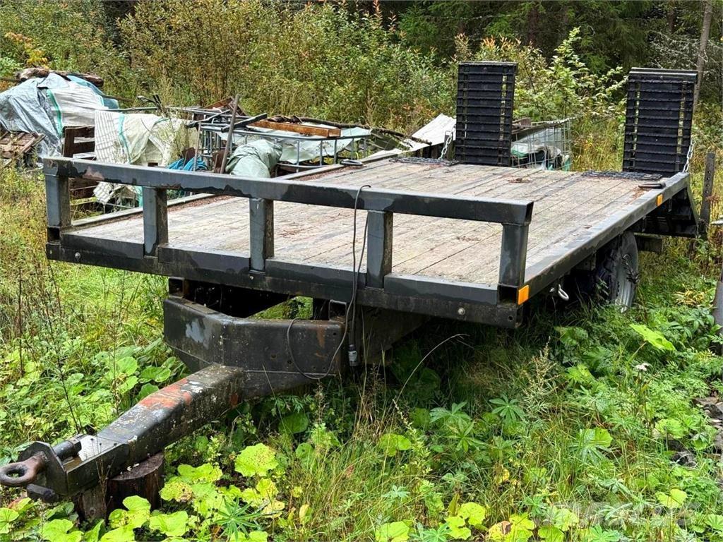  Traktorilavetti Další přívěsné vozíky