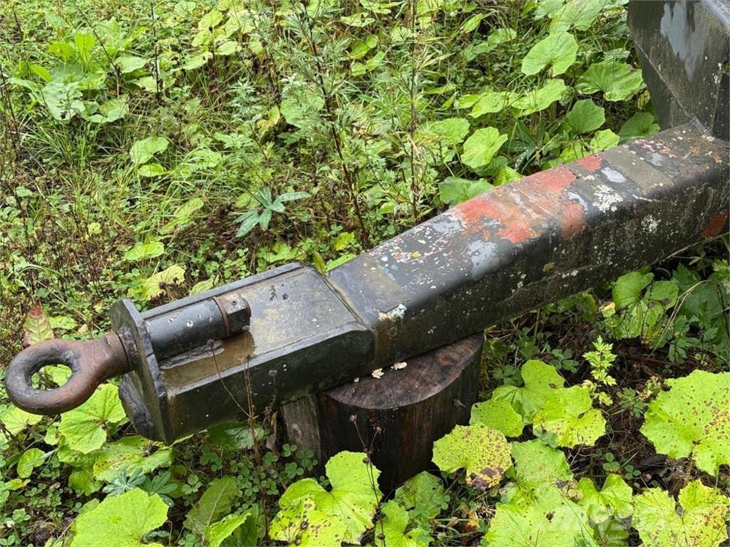  Traktorilavetti Další přívěsné vozíky