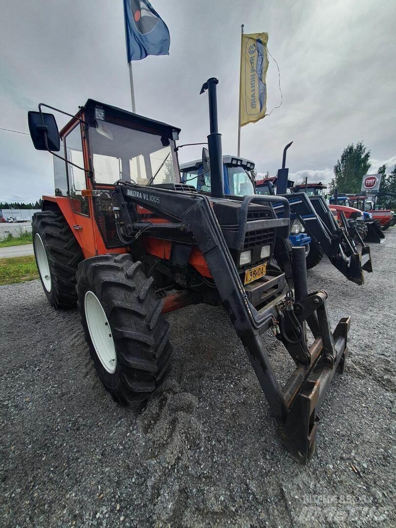 Valmet 605-4 EK Traktory
