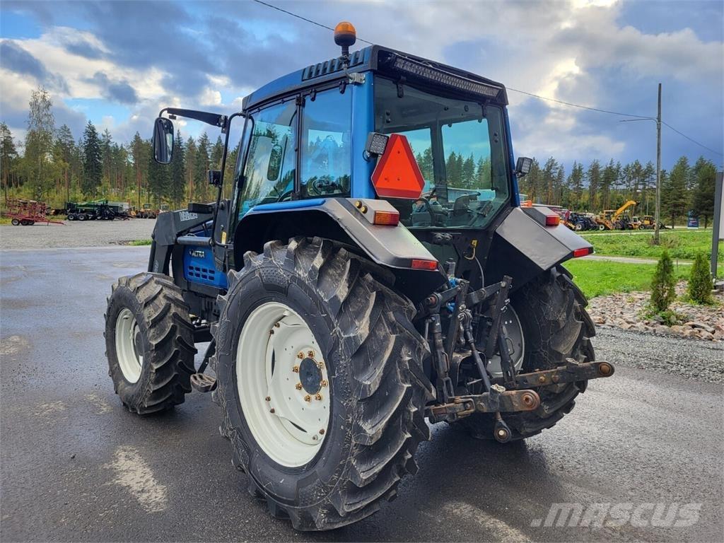 Valtra 6300-4 Traktory