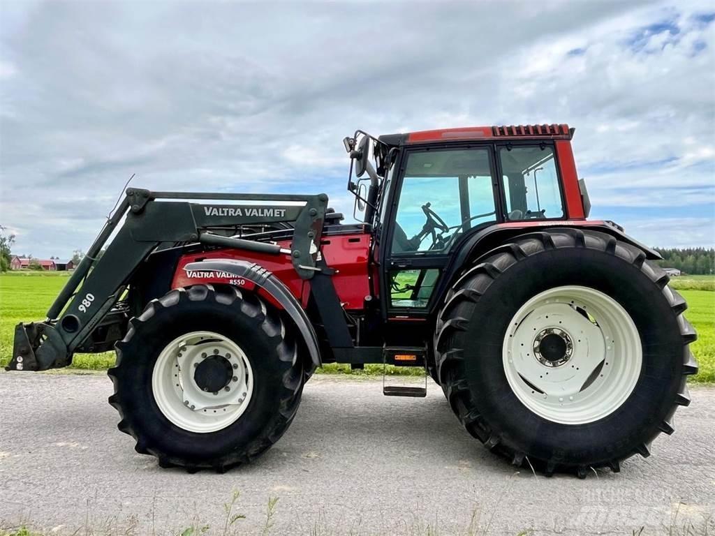Valtra 8550 Mega Traktory