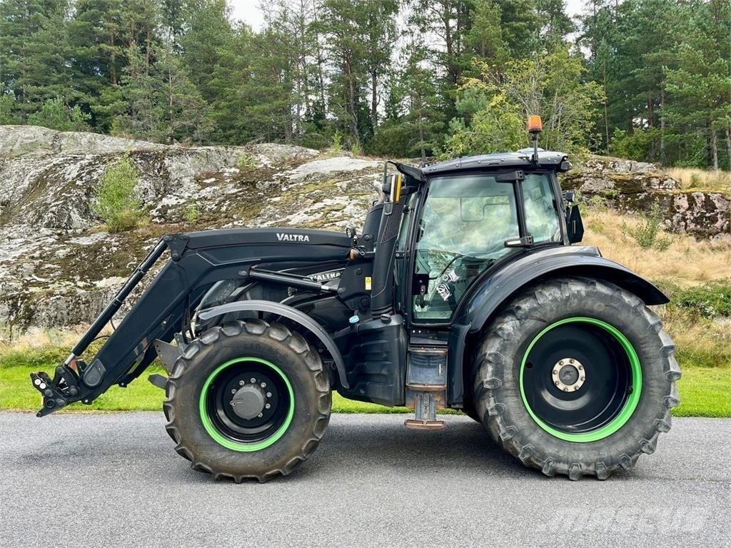 Valtra T234 Versu Traktory