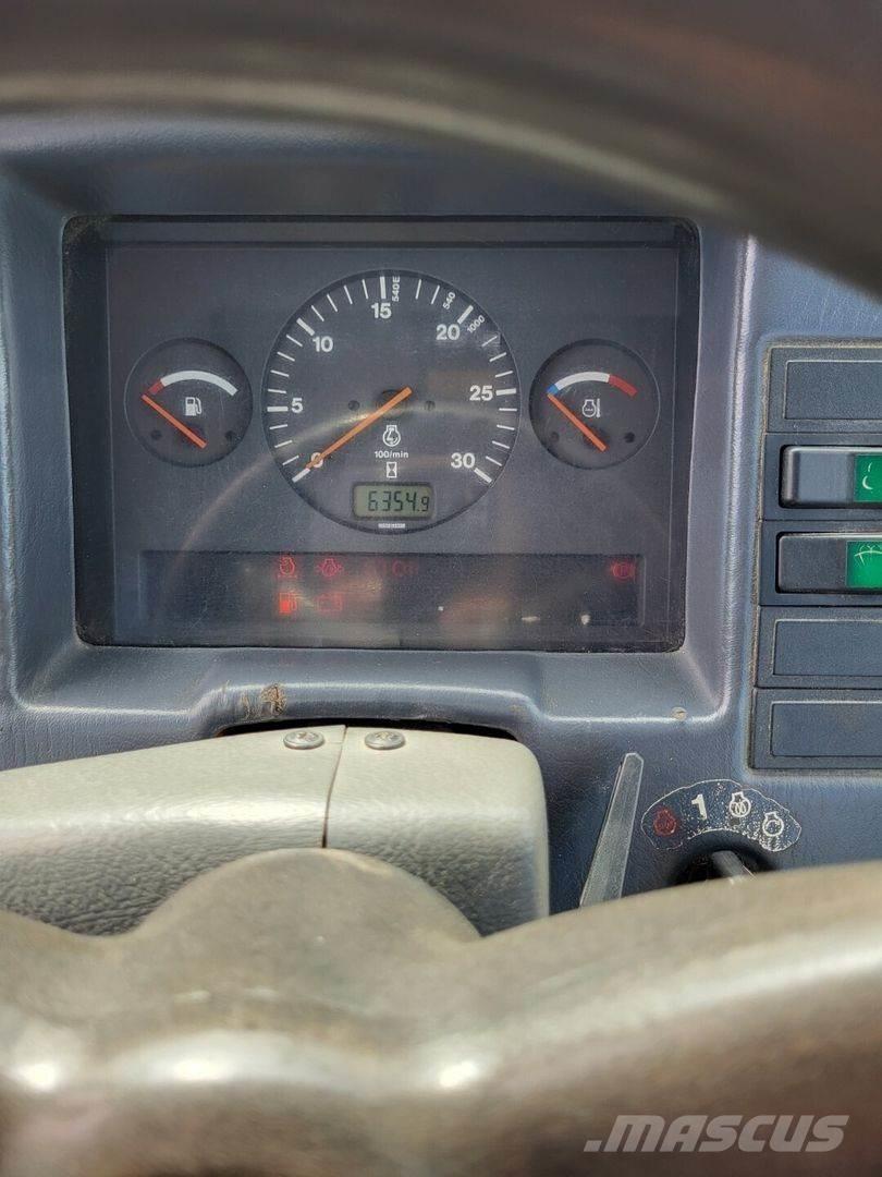 Valtra Valmet A95 Traktory