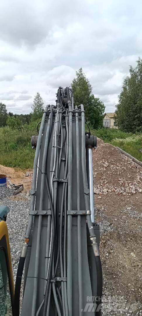 Volvo 210 B Pásová rýpadla