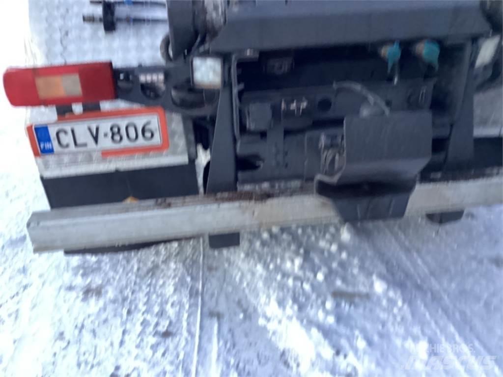 Volvo 460 Hákový nosič kontejnerů