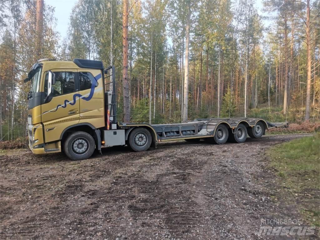 Volvo 750 Nákladní vozy na přepravu automobilů