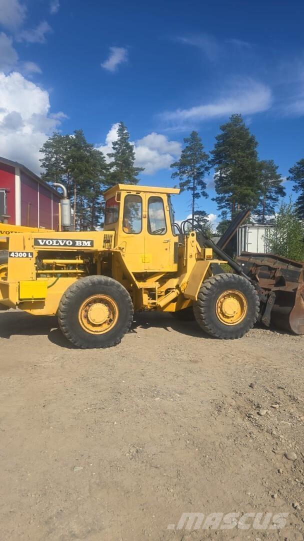 Volvo BM 4300 Kolové nakladače