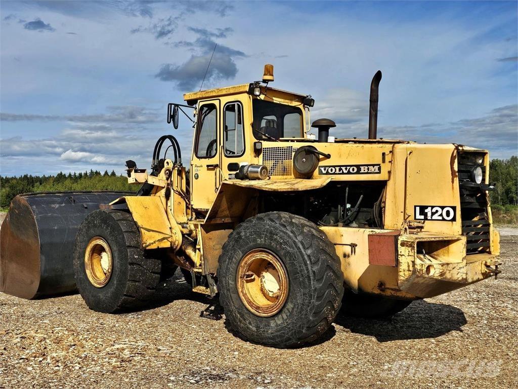 Volvo BM L120 Kolové nakladače