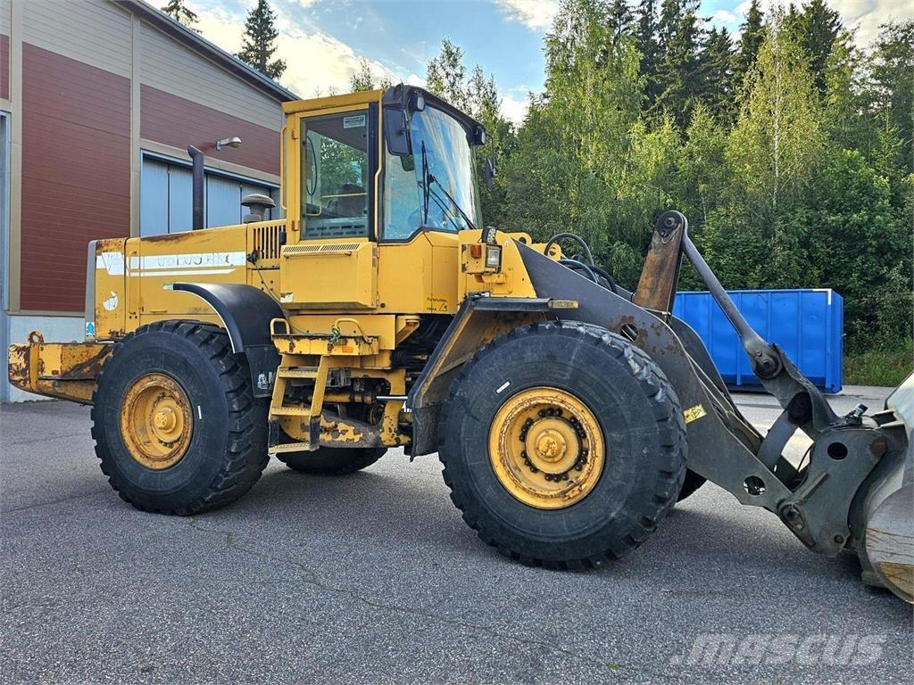 Volvo BM L120C Kolové nakladače
