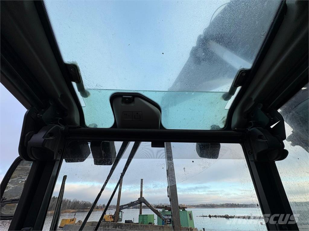 Volvo EC 250 ELR Rýpadla s dlouhým dosahem