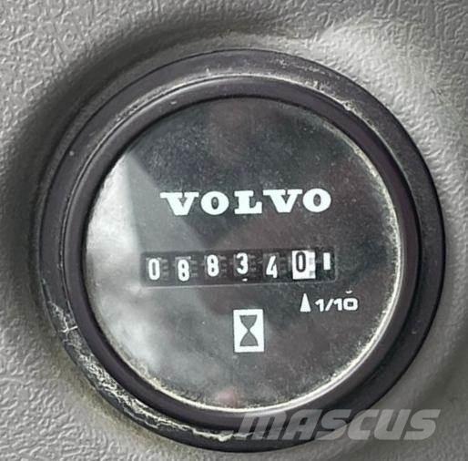 Volvo EC480DL Pásová rýpadla