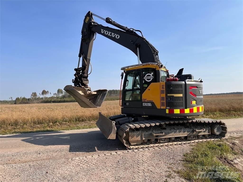 Volvo ECR235EL Pásová rýpadla
