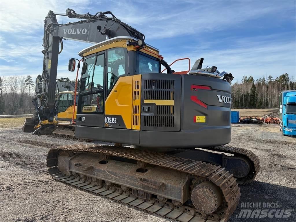Volvo ECR235EL Pásová rýpadla
