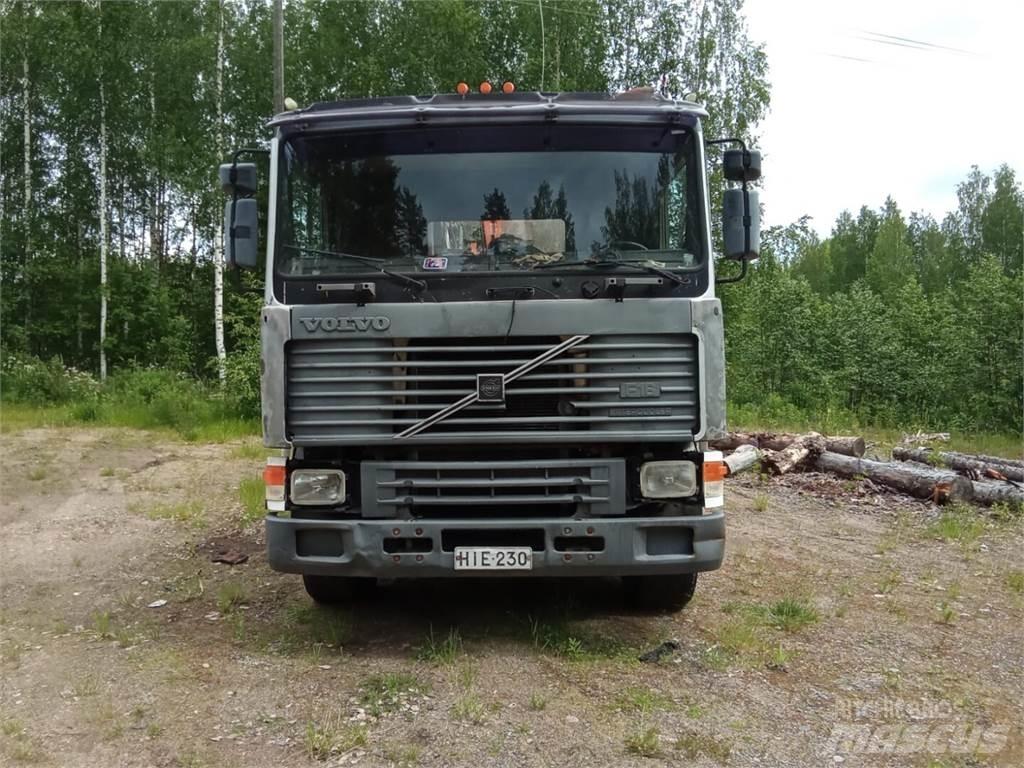 Volvo F16 Vozy na dřevní štěpku
