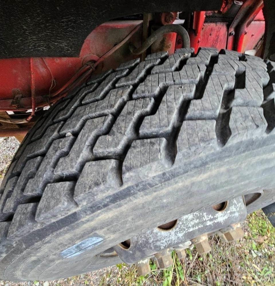 Volvo F720 Hákový nosič kontejnerů
