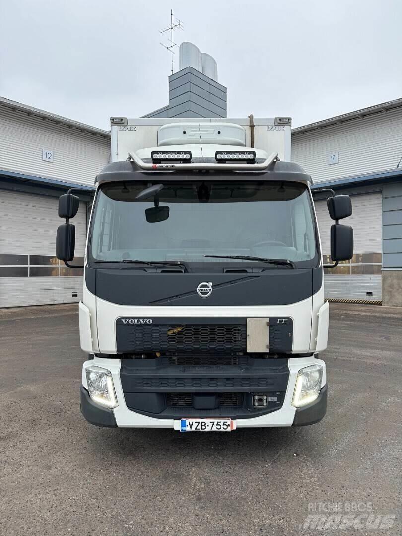 Volvo FE320 4x2 Skříňová nástavba
