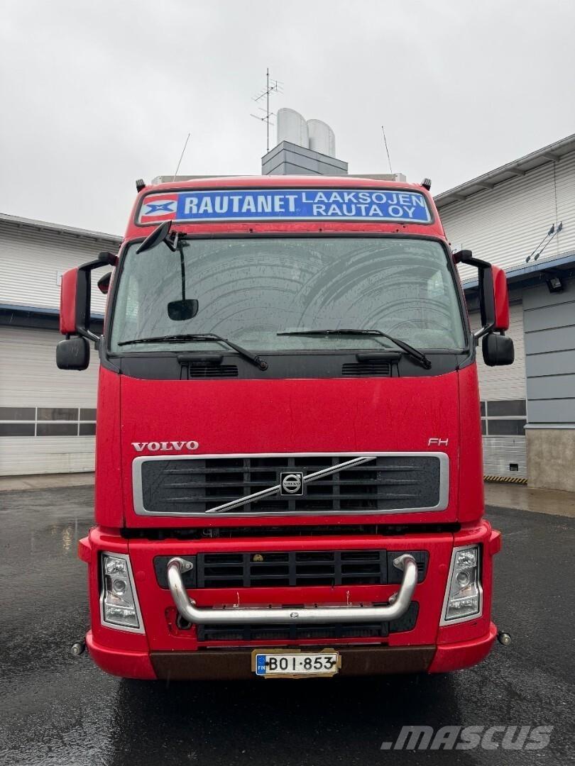 Volvo FH 440 6x2 Skříňová nástavba