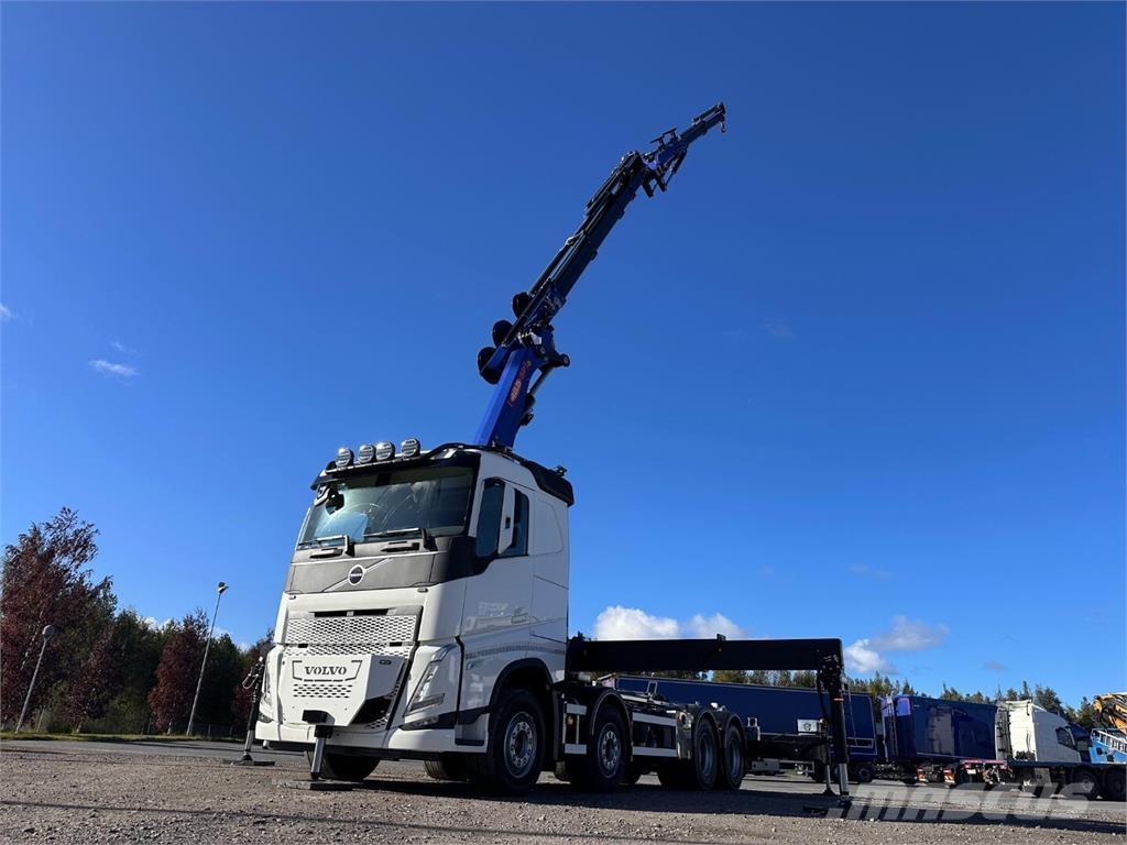 Volvo FH13 8x4 Nakládací jeřáby