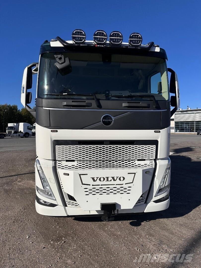 Volvo FH13 8x4 Autojeřáby, hydraulické ruky