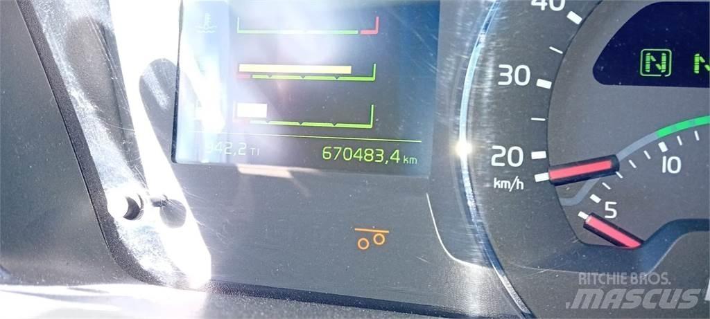 Volvo Fh16 Nákladní vozy na přepravu automobilů
