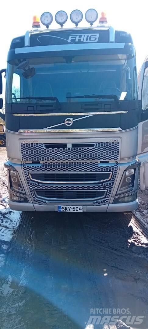 Volvo Fh16 Nákladní vozy na přepravu automobilů