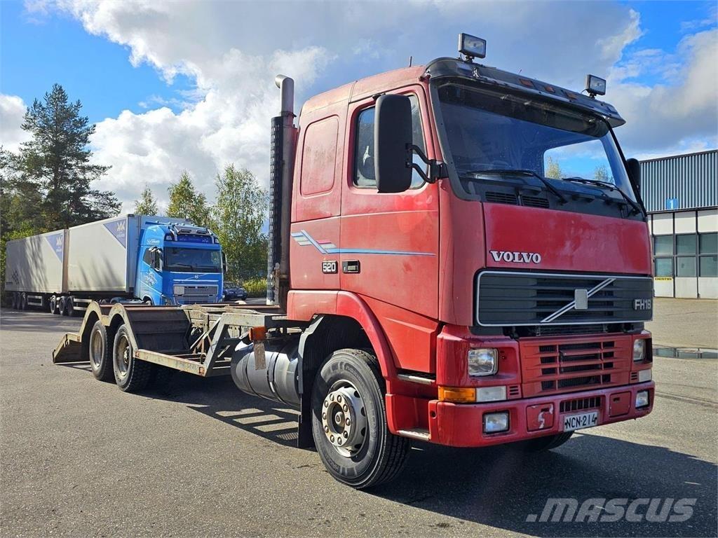 Volvo FH16 6X2 Nákladní automobily pro přepravu lesních strojů