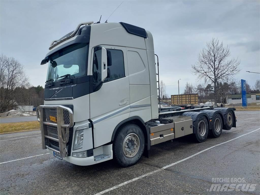 Volvo FH500 8x4 Hákový nosič kontejnerů