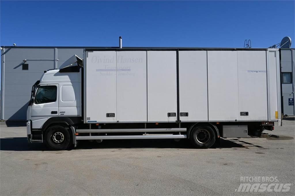 Volvo FM420 4x2 Skříňová nástavba