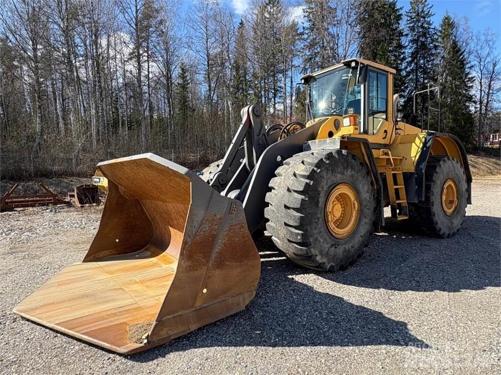 Volvo L 220 F Kolové nakladače