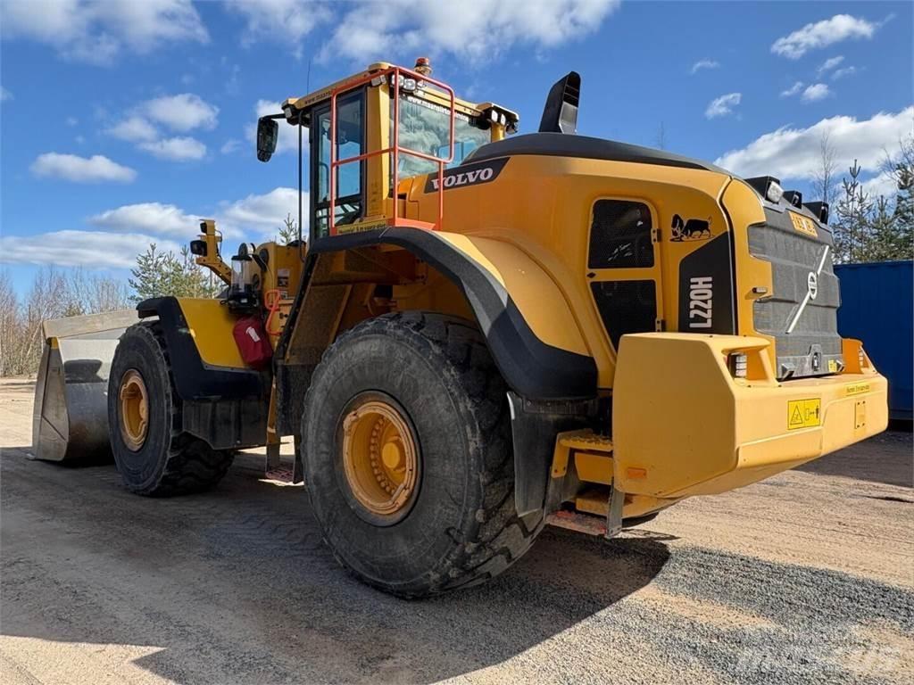Volvo L 220 H Kolové nakladače