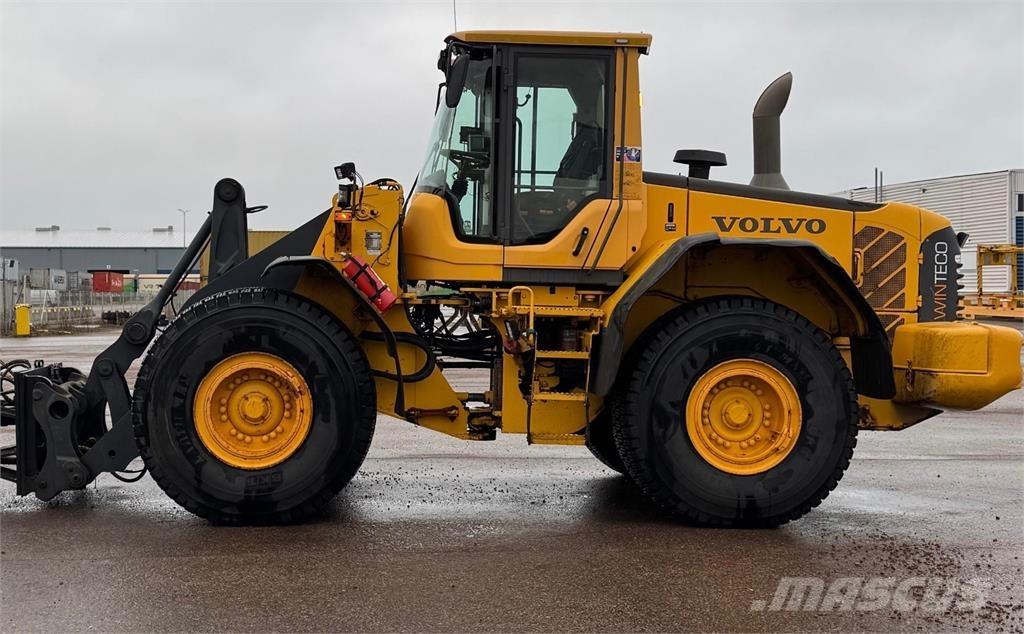 Volvo L120F Kolové nakladače