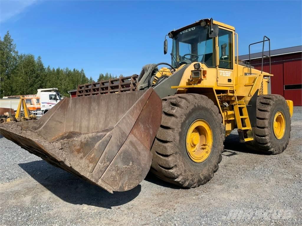 Volvo L180D Kolové nakladače