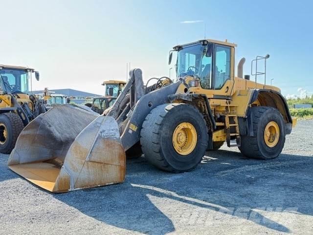 Volvo L220F Kolové nakladače