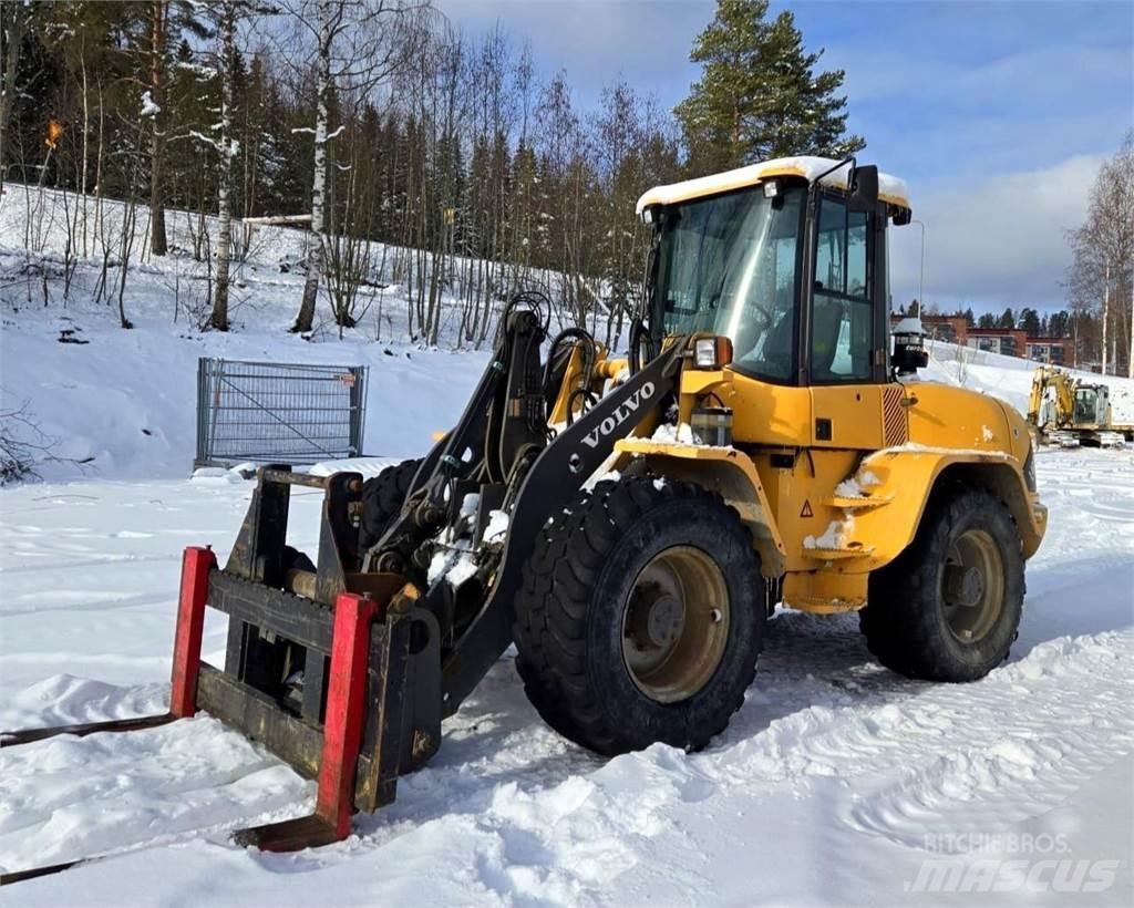 Volvo L40B Kolové nakladače