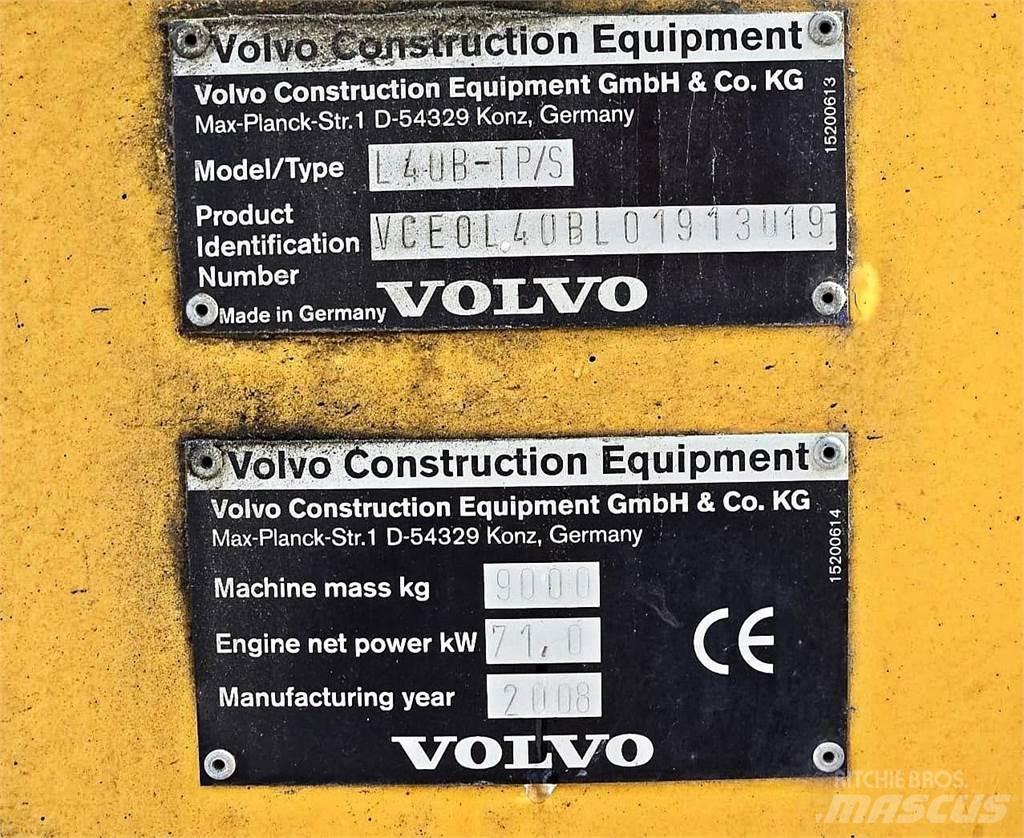 Volvo L40B Kolové nakladače