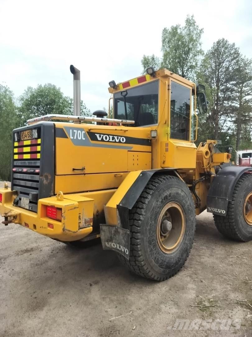 Volvo L70C Kolové nakladače