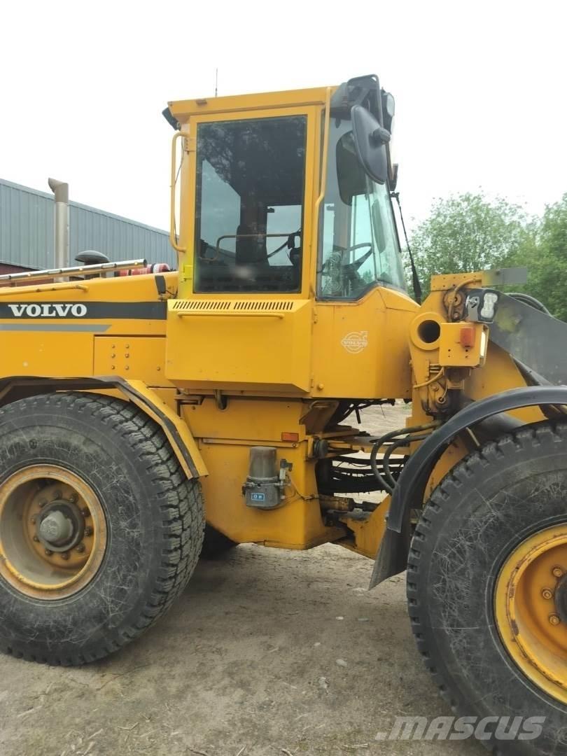 Volvo L70C Kolové nakladače