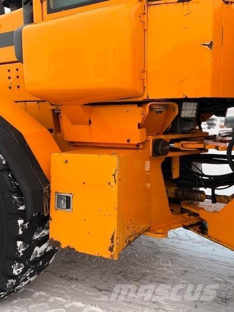 Volvo L70D Kolové nakladače