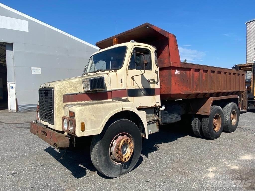 Volvo N12 6x4 Sklápěče