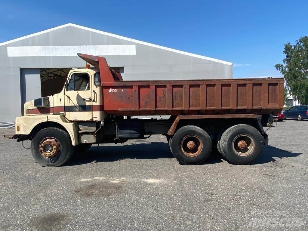 Volvo N12 6x4 Sklápěče