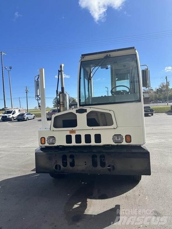 Autocar XSPOTTER Terminálový tahač
