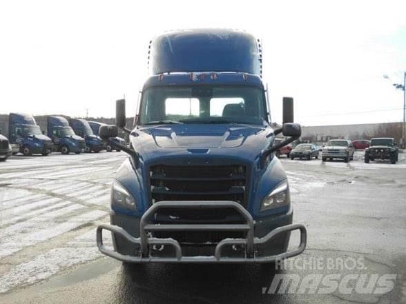 Freightliner CASCADIA 116 Tahače